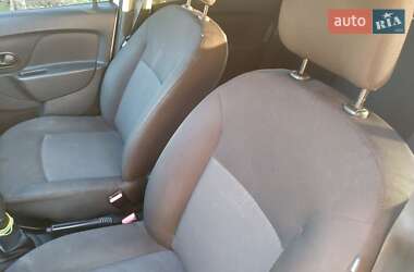 Хэтчбек Dacia Sandero 2013 в Хмельницком