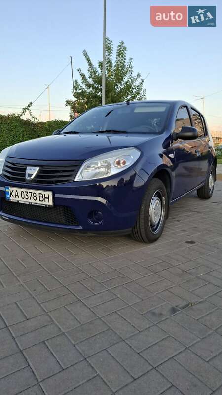 Dacia Sandero 2009