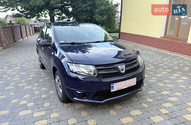 Хэтчбек Dacia Sandero 2013 в Дубно