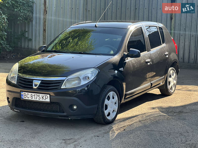 Dacia Sandero 2012