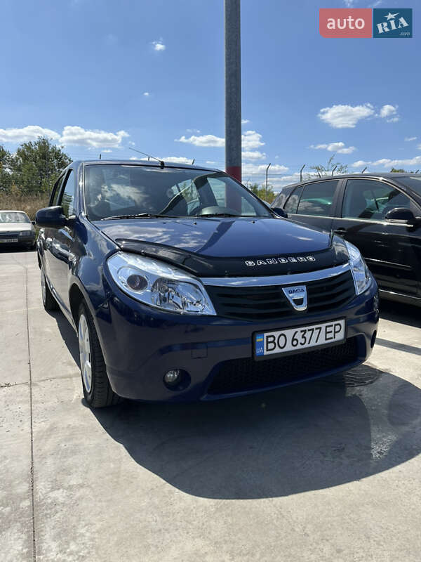Dacia Sandero 2009