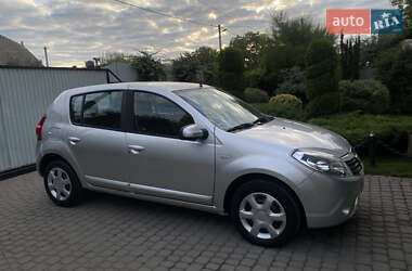 Хетчбек Dacia Sandero 2008 в Ковелі