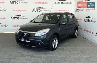 Хетчбек Dacia Sandero 2012 в Львові