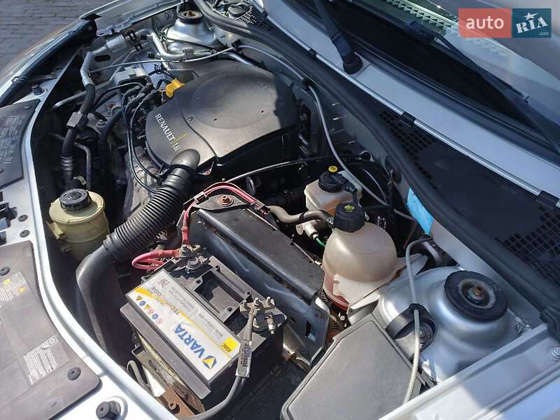 Хэтчбек Dacia Sandero 2009 в Красилове