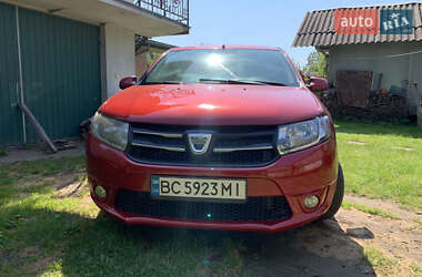 Хэтчбек Dacia Sandero 2013 в Каменке-Бугской