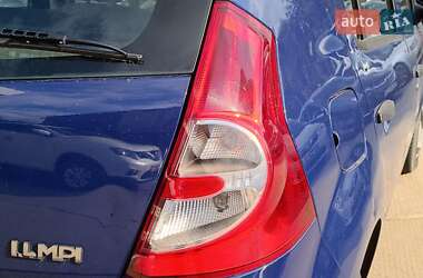 Хетчбек Dacia Sandero 2009 в  фото 9 Хетчбек Dacia Sandero 2009 в