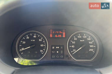 Хэтчбек Dacia Sandero 2009 в 