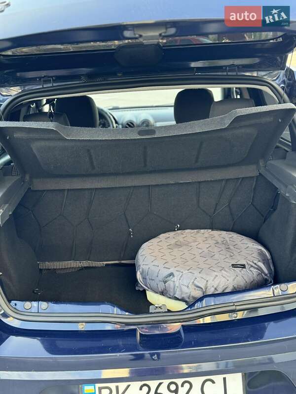 Хетчбек Dacia Sandero 2010 в Рівному