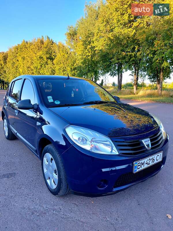 Dacia Sandero 2011