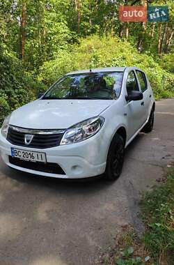 Хетчбек Dacia Sandero 2009 в Сокалі