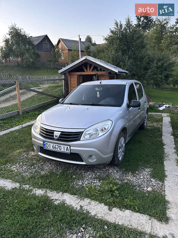 Dacia Sandero 2008