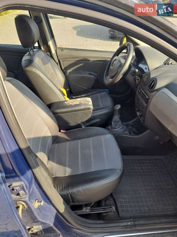 Хетчбек Dacia Sandero 2009 в Львові