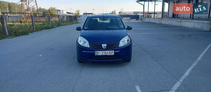 Хэтчбек Dacia Sandero 2009 в Полтаве фото 2 Хэтчбек Dacia Sandero 2009 в Полтаве