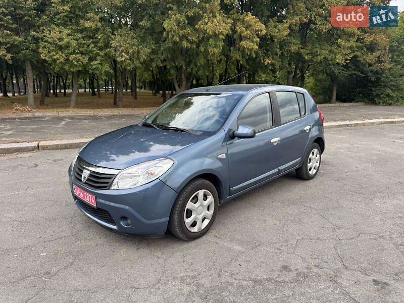 Dacia Sandero 2008