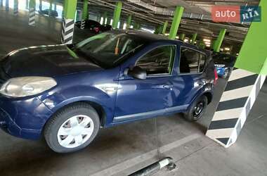 Хетчбек Dacia Sandero 2010 в Броварах