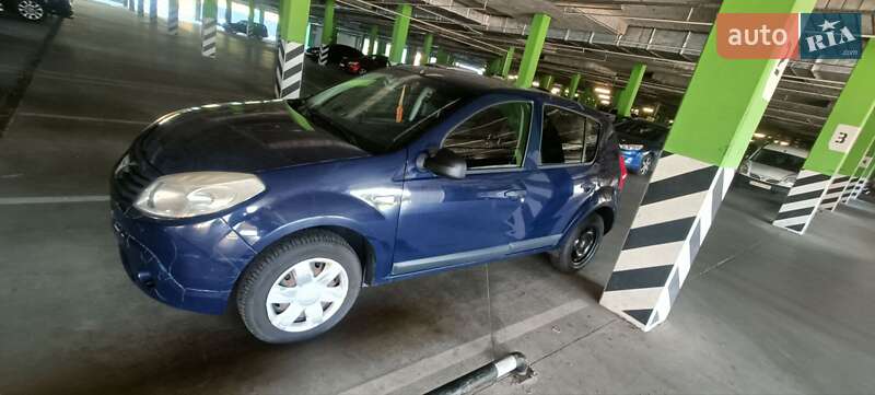 Dacia Sandero 2010