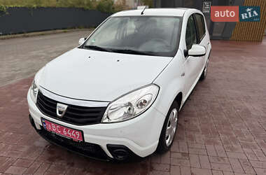 Dacia Sandero 2009