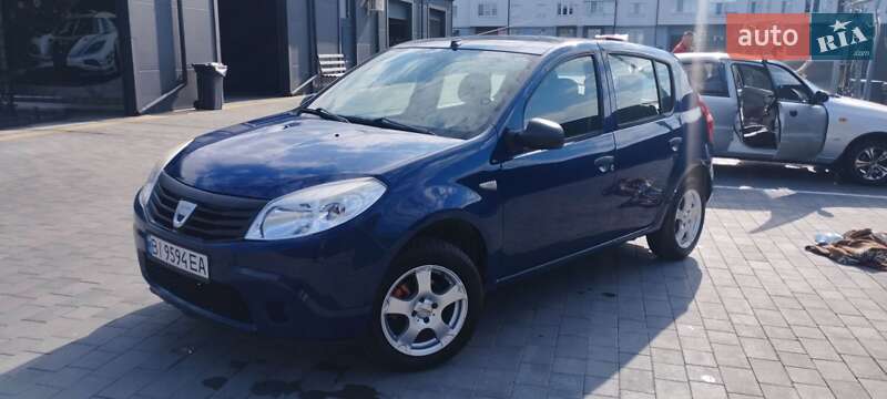 Dacia Sandero 2009