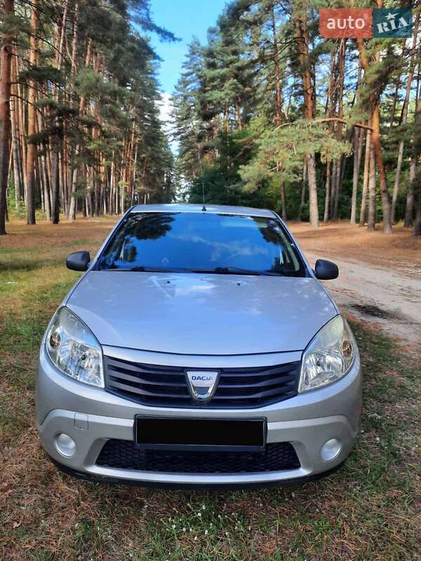 Dacia Sandero 2010