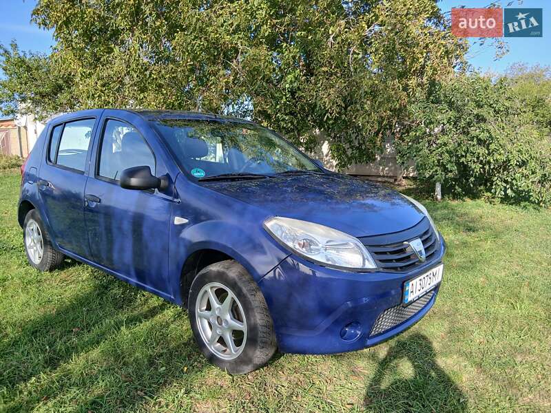 Хетчбек Dacia Sandero 2009 в Білій Церкві