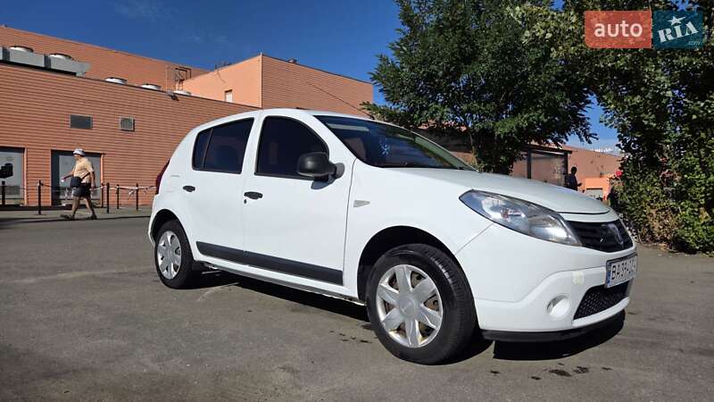 Dacia Sandero 2010
