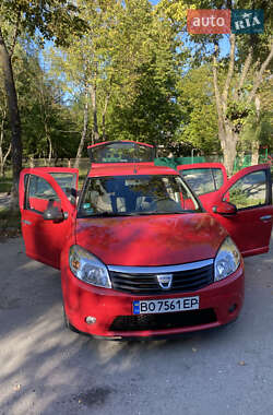 Хэтчбек Dacia Sandero 2009 в Тернополе