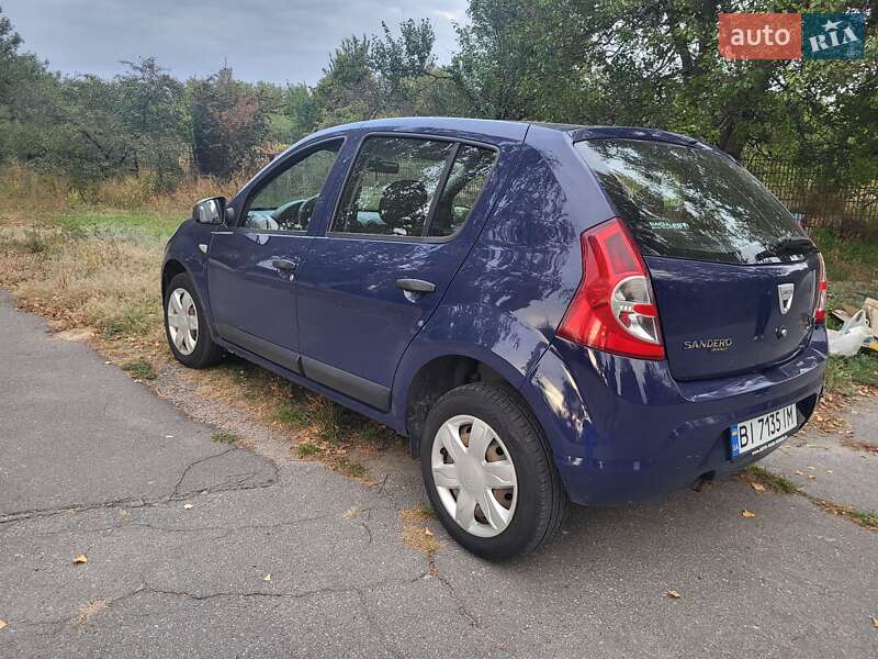 Хетчбек Dacia Sandero 2009 в Кременчуці фото 8 Хетчбек Dacia Sandero 2009 в Кременчуці