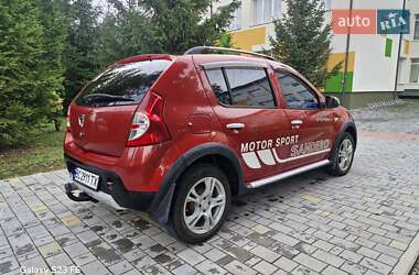 Хэтчбек Dacia Sandero 2012 в Тернополе