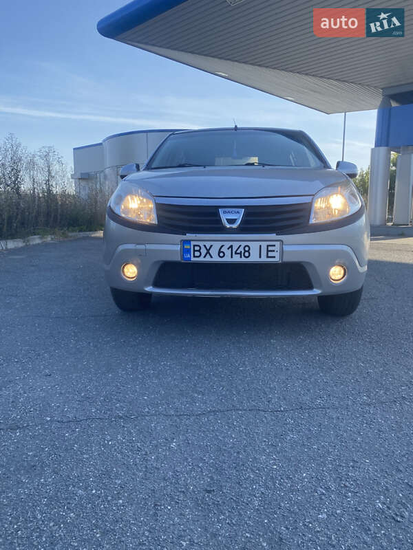 Dacia Sandero 2012