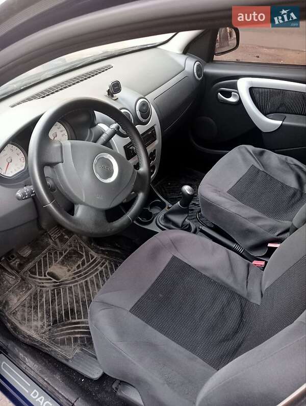 Хэтчбек Dacia Sandero 2009 в Одессе