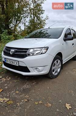 Хэтчбек Dacia Sandero 2014 в Ровно