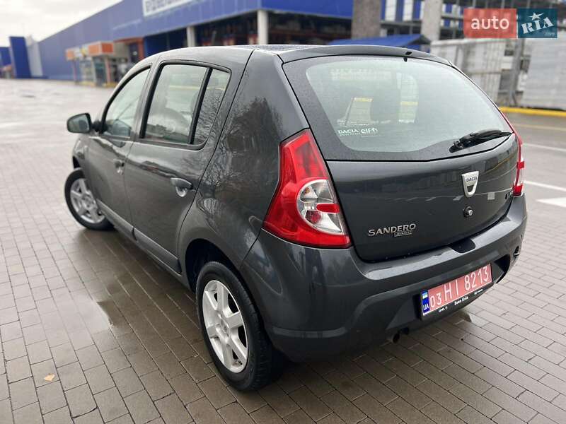Хетчбек Dacia Sandero 2009 в Сумах фото 23 Хетчбек Dacia Sandero 2009 в Сумах