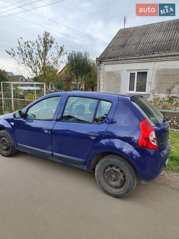 Хэтчбек Dacia Sandero 2009 в Луцке фото 4 Хэтчбек Dacia Sandero 2009 в Луцке