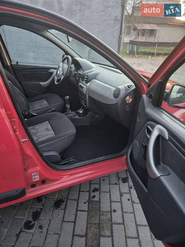 Хэтчбек Dacia Sandero 2009 в Киверцах фото 10 Хэтчбек Dacia Sandero 2009 в Киверцах