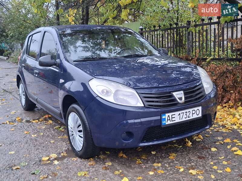 Хэтчбек Dacia Sandero 2012 в Кривом Роге фото 10 Хэтчбек Dacia Sandero 2012 в Кривом Роге