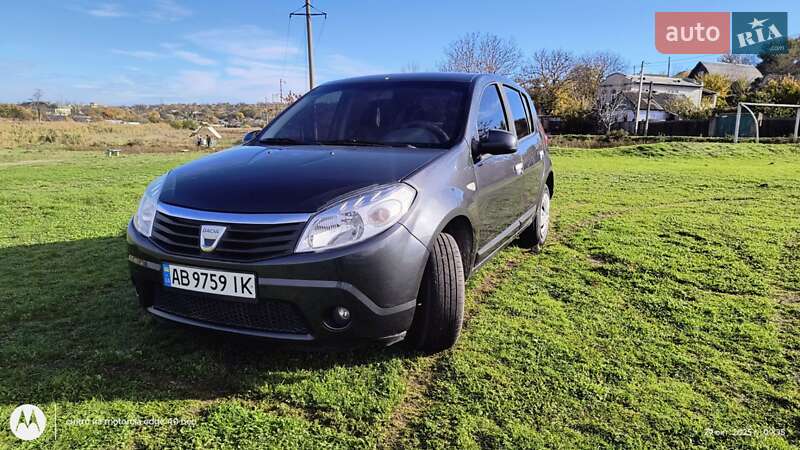 Dacia Sandero 2011 Dacia Sandero 2011