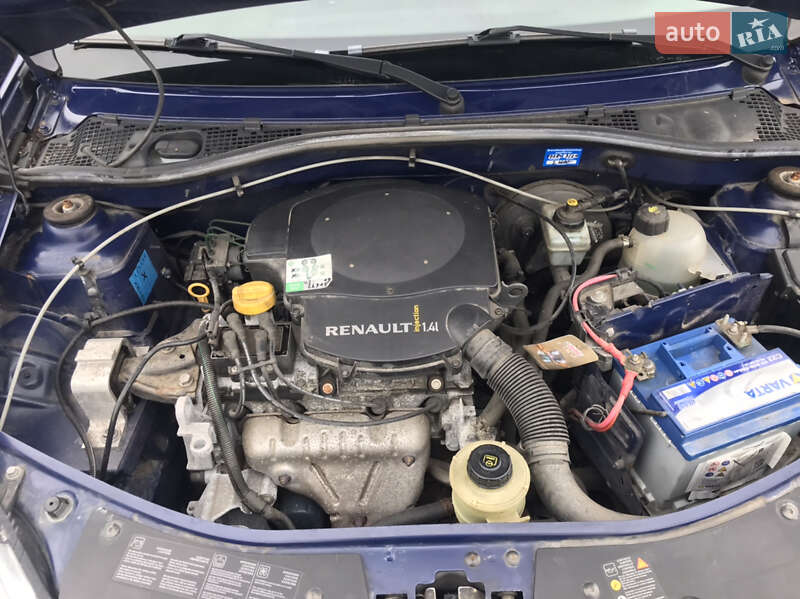 Хэтчбек Dacia Sandero 2009 в Львове фото Хэтчбек Dacia Sandero 2009 в Львове