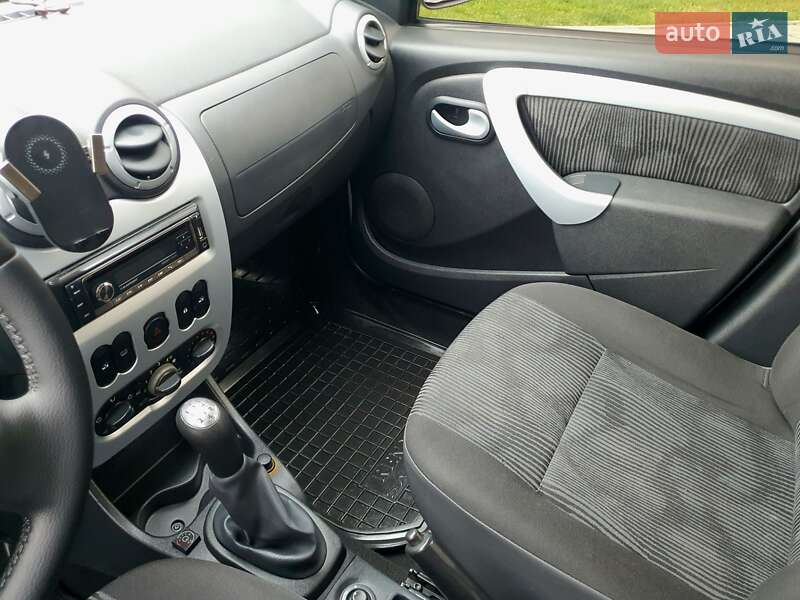 Хэтчбек Dacia Sandero 2009 в Львове фото 25 Хэтчбек Dacia Sandero 2009 в Львове