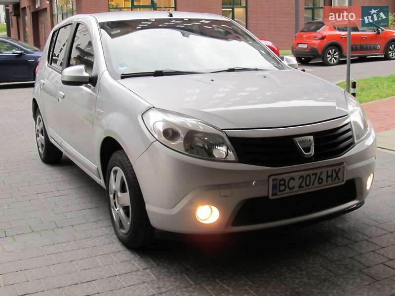 Хэтчбек Dacia Sandero 2009 в Львове фото 14 Хэтчбек Dacia Sandero 2009 в Львове