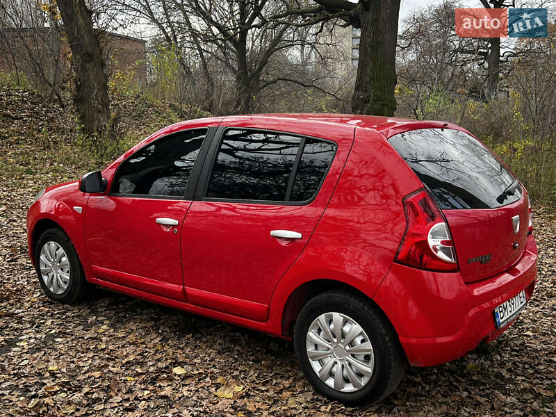 Хэтчбек Dacia Sandero 2009 в Сумах фото 4 Хэтчбек Dacia Sandero 2009 в Сумах