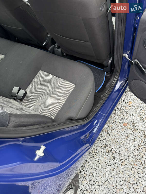 Хетчбек Dacia Sandero 2009 в Луцьку фото 115 Хетчбек Dacia Sandero 2009 в Луцьку