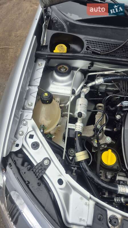 Хэтчбек Dacia Sandero 2013 в Сумах