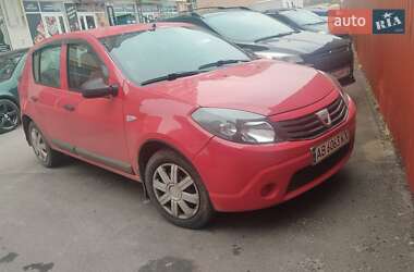 Хетчбек Dacia Sandero 2008 в Немирові