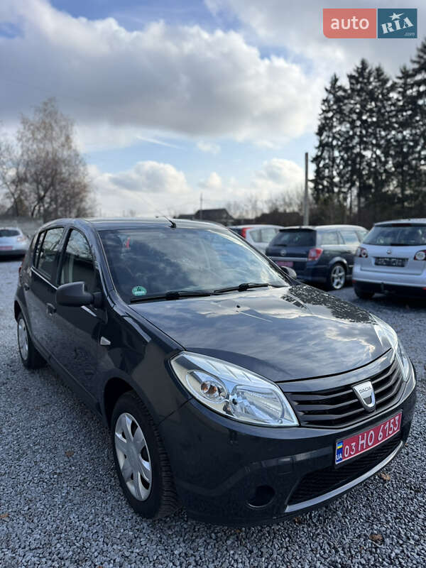 Хэтчбек Dacia Sandero 2009 в Луцке фото 2 Хэтчбек Dacia Sandero 2009 в Луцке