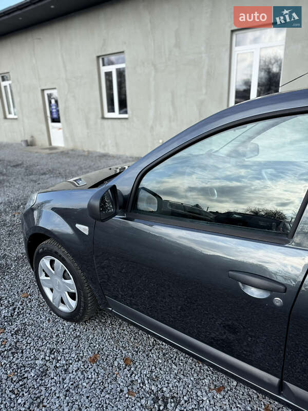 Хэтчбек Dacia Sandero 2009 в Луцке фото 20 Хэтчбек Dacia Sandero 2009 в Луцке