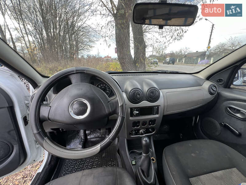 Хэтчбек Dacia Sandero 2010 в Калуше фото 15 Хэтчбек Dacia Sandero 2010 в Калуше