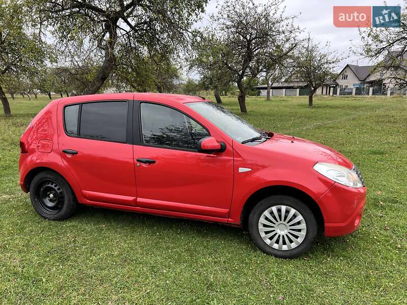Хэтчбек Dacia Sandero 2009 в Ковеле фото 2 Хэтчбек Dacia Sandero 2009 в Ковеле