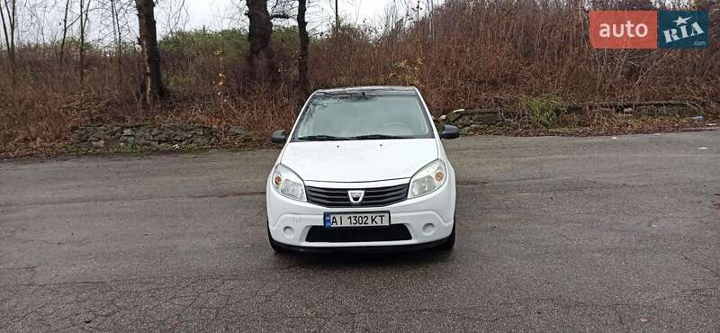 Хэтчбек Dacia Sandero 2012 в Черкассах