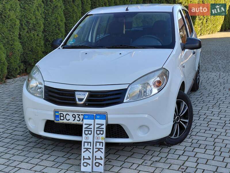 Хэтчбек Dacia Sandero 2010 в Самборе фото 4 Хэтчбек Dacia Sandero 2010 в Самборе