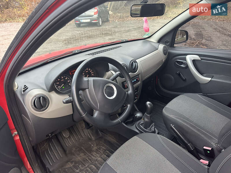 Хэтчбек Dacia Sandero 2009 в Полтаве фото 15 Хэтчбек Dacia Sandero 2009 в Полтаве